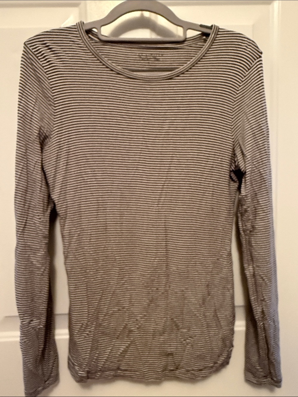 The Limited perfect tee Long-Sleeve Crew Neck Top - dark gray/ brown /White